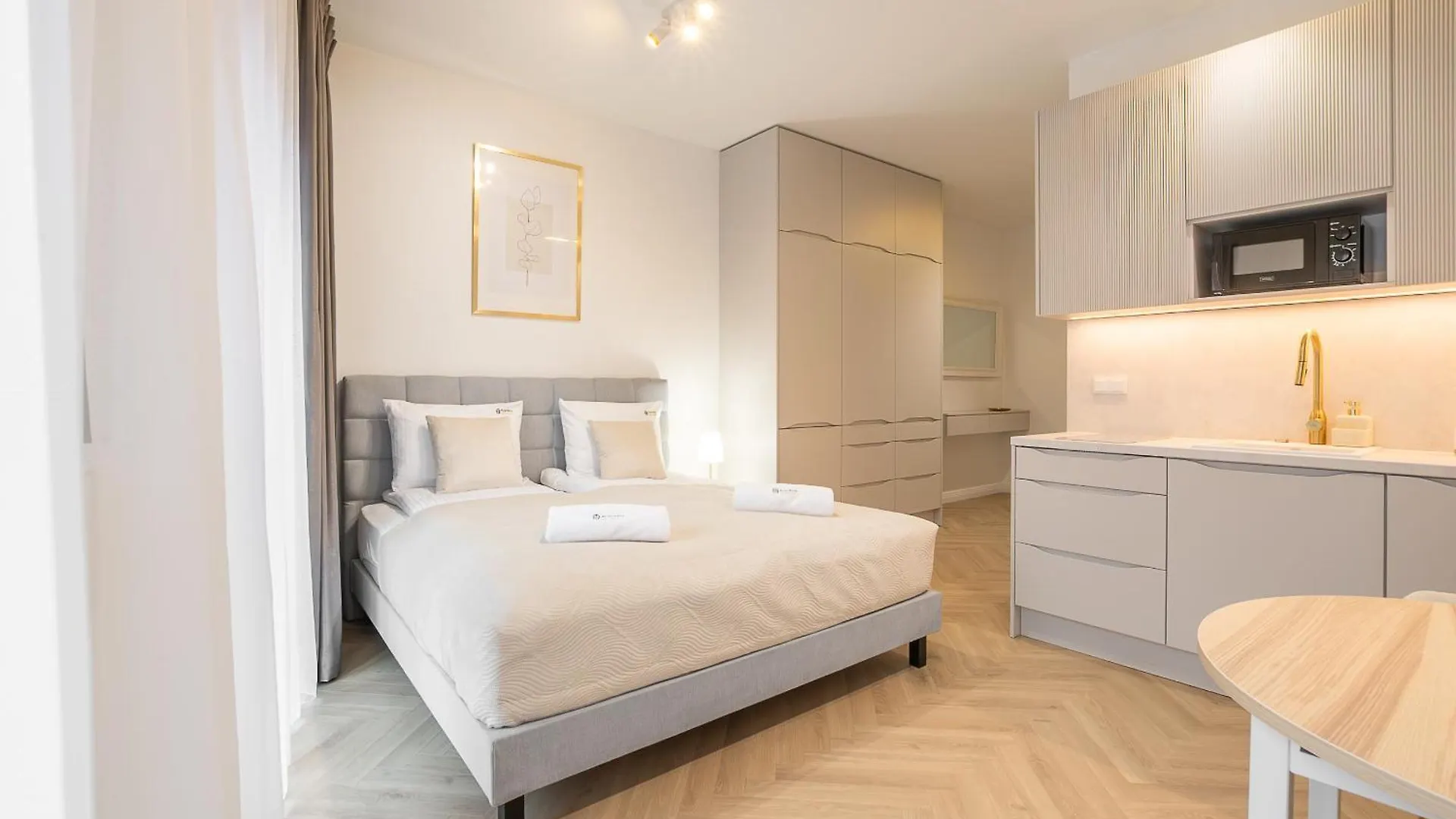 Granaria By Alqueen Apartments Гданьск